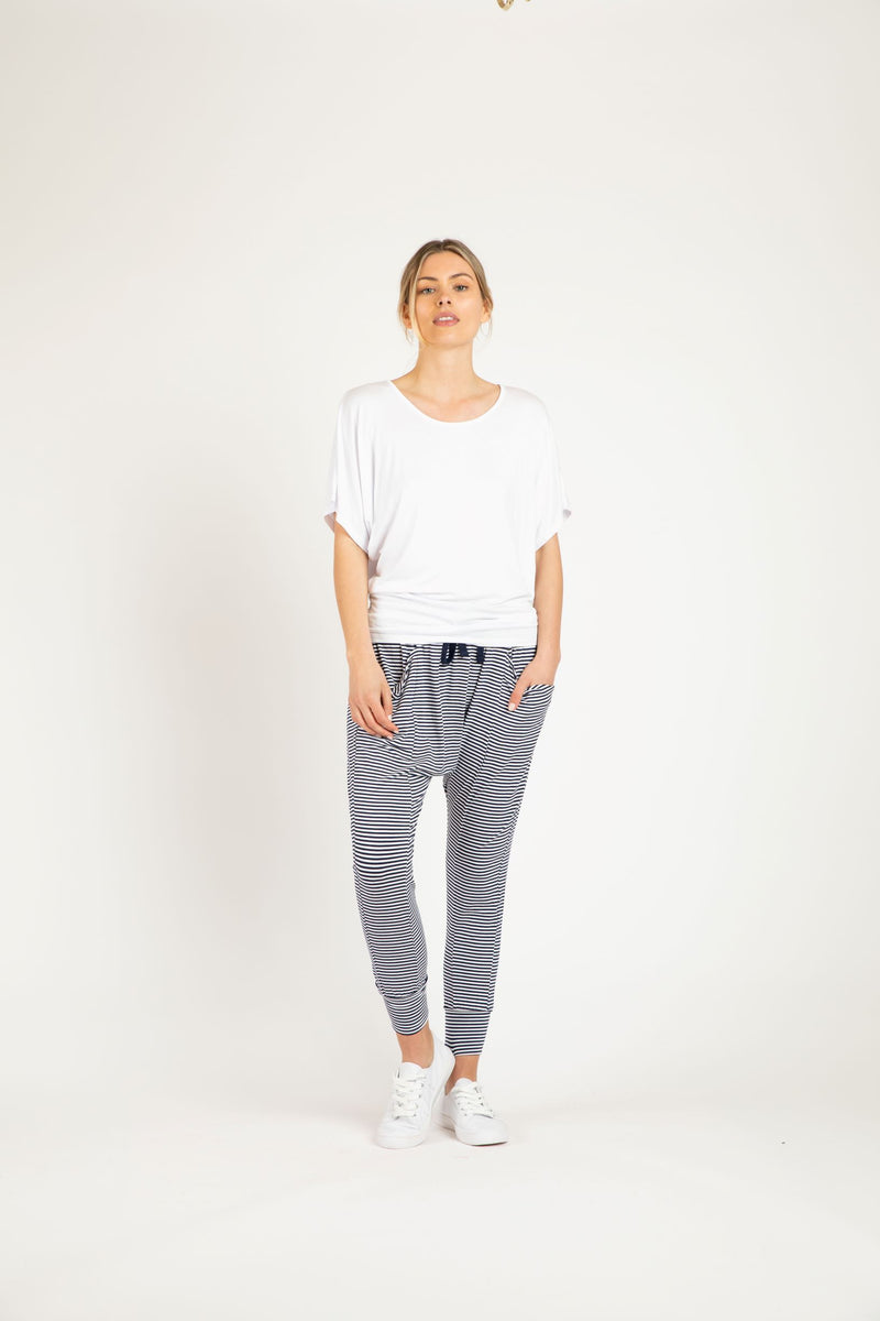 BETTY BASICS - BARCELONA PANT - Navy/White Stripe